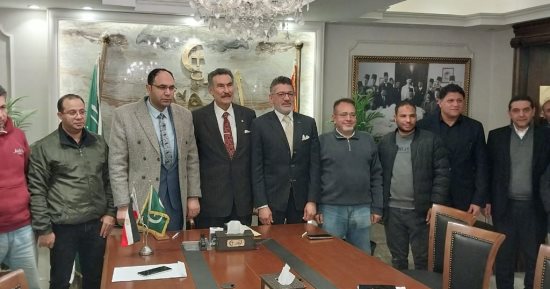حمدى قوطة يتقدم بأوراق ترشحه على مقعد رئاسة حزب الوفد