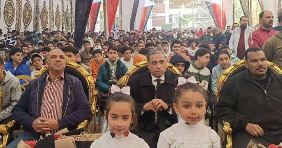 مدير تعليم الجيزة يحضر مجموعات التقوية المجانية لطلاب الإعدادية.. صور