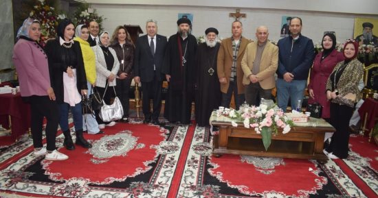 بالورود والمحبة.. التحالف الوطنى للعمل الأهلى بالبحيرة يهنئ شركاء الوطن بعيد الميلاد