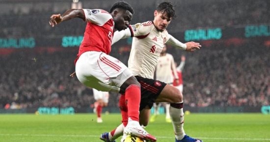 أرسنال ضد ليفربول.. شوط أول سلبي فى قمة الدوري الإنجليزي