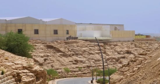 بينالى الدرعية يعلن مشاركة أكثر من 65 فنانا فى نسخة الفن المعاصر لـ2026