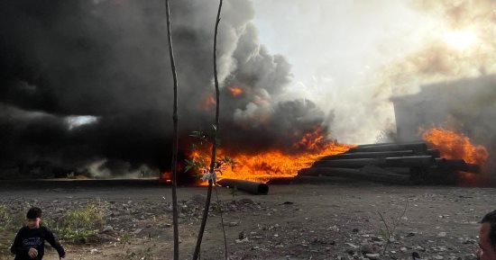 السيطرة على حريق بعشة بها أخشاب أعلى منزل في قرية العمار بالقليوبية دون خسائر بشرية