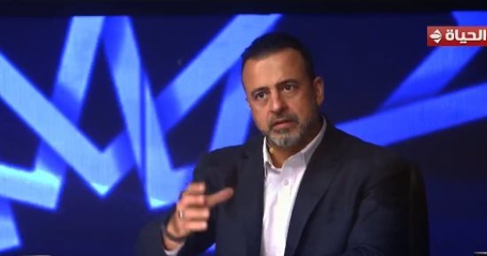 دولة التلاوة.. مصطفى حسنى لمحمد القلاجى: اخترت الأنفع عن الأمتع استمر فى طريقك
