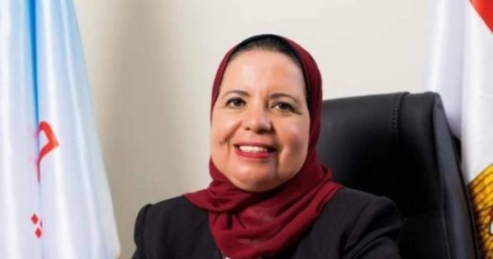 النائبة أمل عصفور تؤدي اليمين الدستورية في أولي جلسات النواب 2026