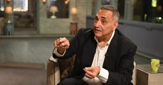 منصور عامر يشيد بإسعاد يونس فى صاحبة السعادة ويكشف تأثير والده على شخصيته