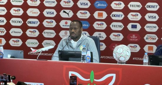 مدرب السنغال عن تألق محمد صلاح ومرموش: سنواجه منتخب مصر