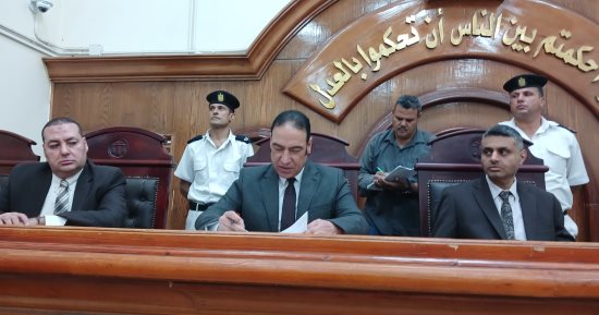 المؤبد وغرامة 100 ألف جنيه لربة منزل بتهمة الإتجار فى البشر بالشرقية