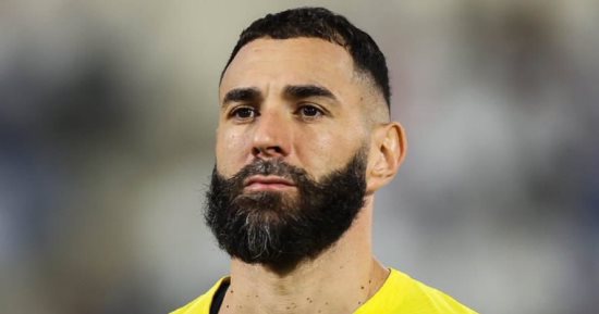 قلق فى الاتحاد بعد إصابة كريم بنزيما واستبداله أمام ضمك