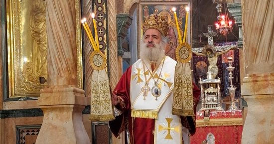 القدس تبكى فى عيد الميلاد.. رئيس أساقفة سبسطية للروم الأرثوذكس بالقدس لليوم السابع: مدينة السلام لم تعد فى خطر بل تعيش كارثة حقيقية.. ويوجه رسالة لترامب: لسنا بحاجة لشعارات حماية المسيحيين وعليك إنهاء الاحتلال
