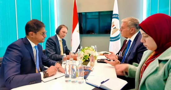 وزير البترول يبحث مع «شلمبرجير» التعاون في مجال المعادن الحيوية