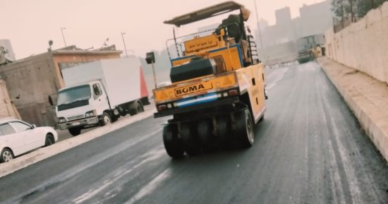 محافظ الجيزة يتابع توسعة وازدواج طريق الحفرية بطول 2 كم لتخفيف الزحام.. صور