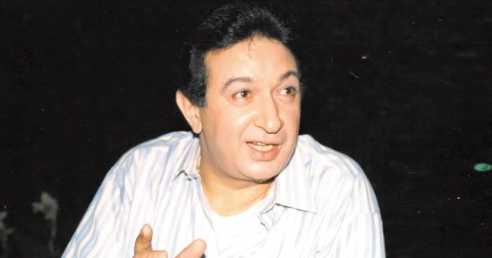 فى ذكرى ميلاده.. نور الشريف من حى السيدة زينب إلى قمة السينما المصرية