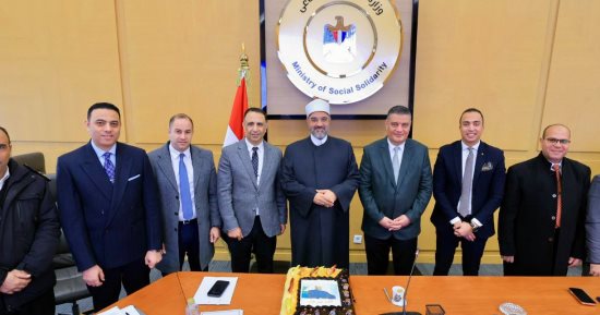 وزارة التضامن: تسليم 613 طفلاً وطفلة بنظام الأسر البديلة الكافلة 