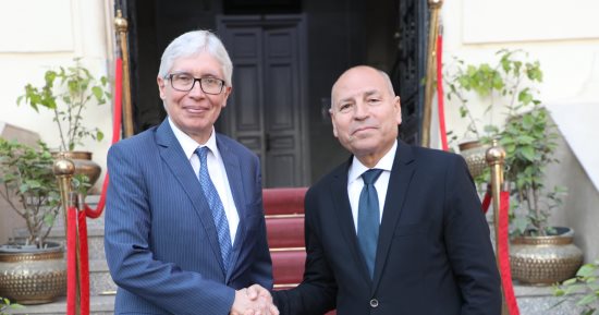 ​محافظ القاهرة يبحث مع سفير بيرو سبل تعزيز التعاون المشترك بين القاهرة وليما