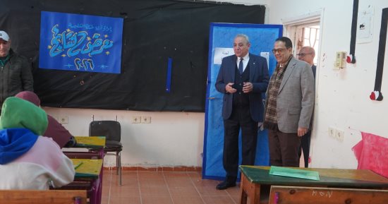 محافظ الغربية يتفقد لجان امتحانات الشهادة الإعدادية بطنطا 