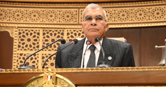 رئيس مجلس الشيوخ يهنئ الرئيس السيسى بالذكرى الـ74 لثورة 23 يوليو