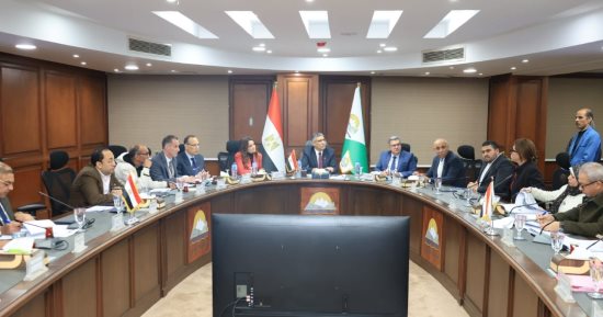 محافظ الجيزة: رضا المواطن معيار حقيقى لنجاح الأداء التنفيذى بالمحافظة