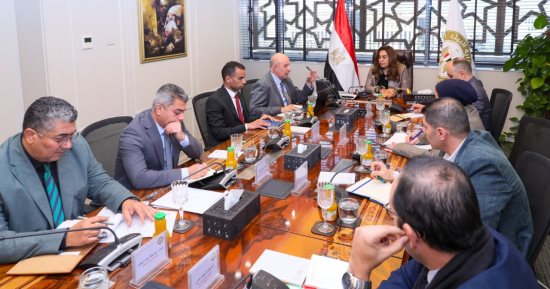 منال عوض  و"تحيا مصر"يبحثان سبل تعزيز الاستثمار داخل المحميات الطبيعية