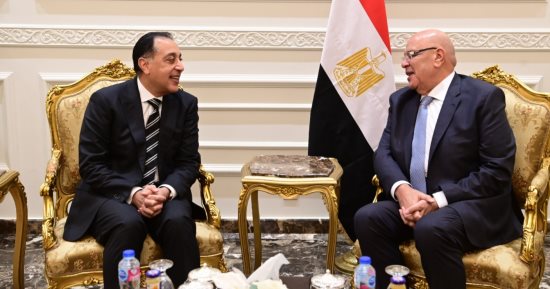 رئيس مجلس النواب لـ مدبولى: المرحلة المقبلة ستشهد تعاونا كاملا مع الحكومة