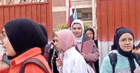 تباين آراء طلاب الشهادة الإعدادية بكفر الشيخ حول امتحان مادة الجبر.. فيديو