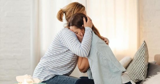 4 أبراج تواسى وتساعد من حولها طوال الوقت.. أبرزها برج الحمل