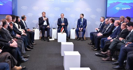 الرئيس السيسى يؤكد لقادة الأعمال الدوليين اهتمام الدولة بالتحول الرقمي وتوطين الصناعة