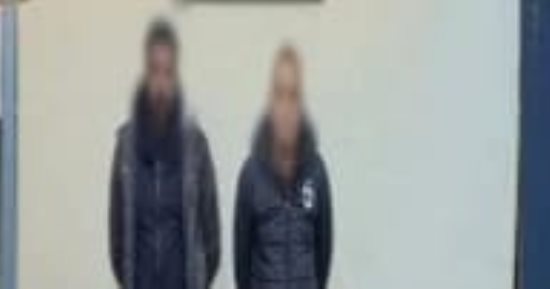 المتهمان بقتل سيدة بولاق الدكرور يجريان معاينة تصويرية للجريمة 