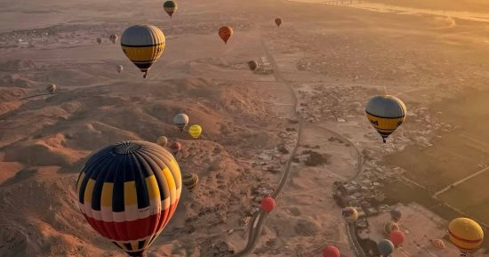 إلغاء تحليق رحلات البالون الطائر في سماء غرب الأقصر للتقلبات الجوية