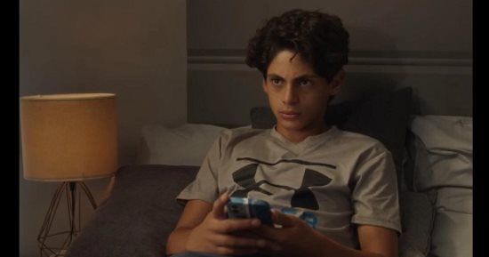 مسلسل لعبة وقلبت بجد.. 4 علامات لو ظهرت على طفلك اعرفى إنه مصاب بالقلق