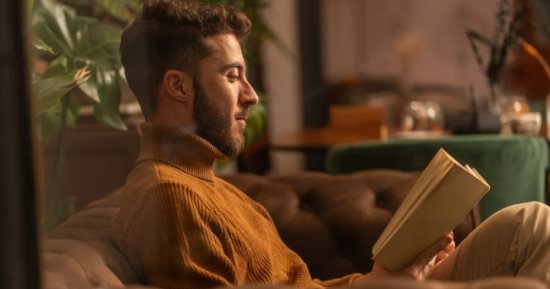 افتتاح معرض الكتاب.. 6 صفات يتمتع بها محبى الكتب الورقية