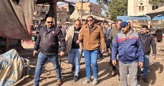 رئيس مدينة أوسيم يحل مشكلة زحام مزلقان برطس بحملة إشغالات مكبرة.. صور