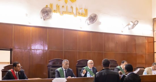 المشدد 15 سنة لمتهم بالإتجار فى المخدرات وإحراز سلاح بسوهاج