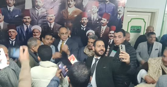 هانى سرى الدين يختتم لقاءاته مع الوفديين بالصعيد