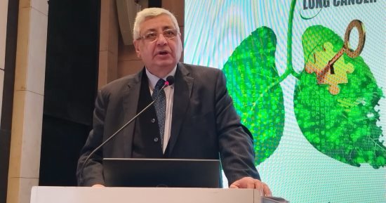 مستشار الرئيس للصحة: أعداد مرضى الأنفلونزا فى مصر فى المعدل الطبيعى  