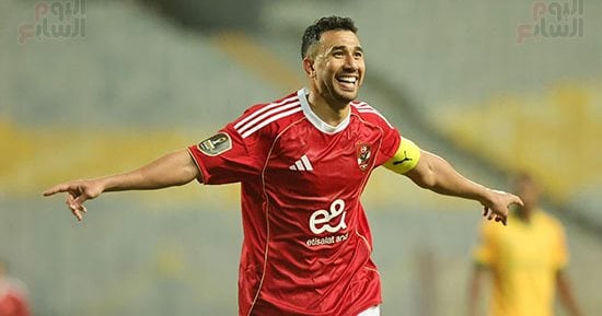 تريزيجيه يسجل هدف التعادل للأهلى بمرمى البنك بالدورى (1-1) 