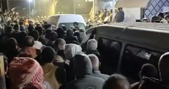 جنازة مهيبة لأم وأبنائها الـ4 ضحايا تسريب غاز فى المنوفية