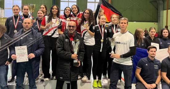 منتخب سلاح السيف يحصد ذهبية بطولة الاتحاد الأوروبى ببولندا تحت 17 سنة