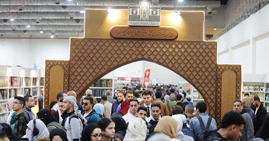 عضو مجلس إدارة مكتبة محمد بن راشد: معرض القاهرة للكتاب تظاهرة ثقافية ومعرفية