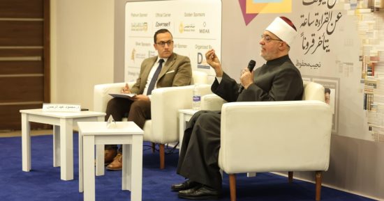 رسالة من المفتى للشباب: التطور التكنولوجى يقتضى التعامل الواعى