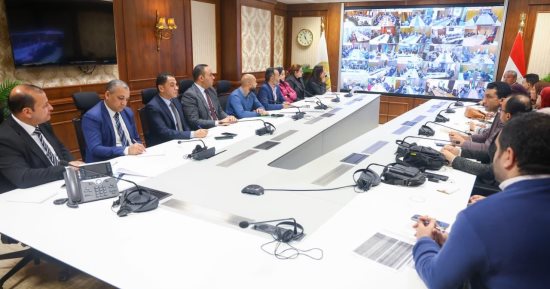 وزيرة التنمية المحلية توجه بالإلتزام بالمدة المحددة لإنجاز طلبات تقنين الأراضى