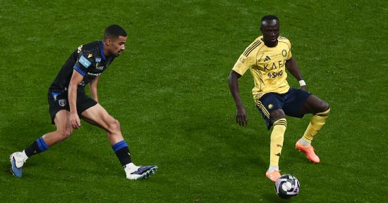 النصر ضد التعاون.. العالمي يفوز 1-0 بهدف عكسي