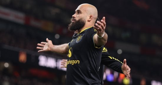 آرسنال ضد مان يونايتد.. الكاميروني مبيومو قاهر الكبار فى الدوري الإنجليزي