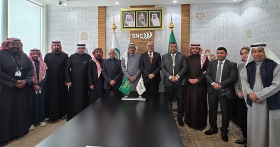 وزير العمل ورئيس اللجنة الوطنية للجان العمالية بالسعودية يبحثان رفع مهارات العمالة