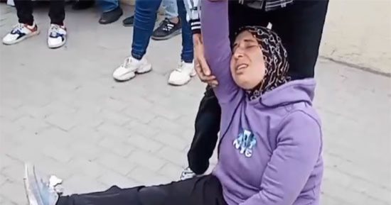 إغماء والدة الطفلتين المعتدى عليهما من عمهما بعد سماع حكم المؤبد.. مباشر
