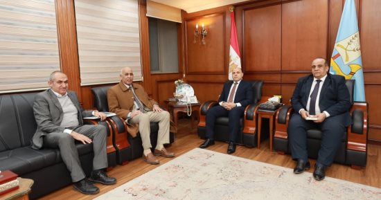 محافظ كفر الشيخ يناقش مع رئيس الجامعة عددا من الملفات التعليمية والتنموية