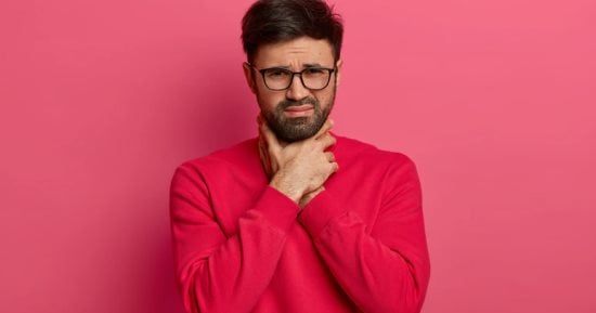 كيف يتأثر  الصوت بنزلات البرد.. علاجات منزلية بسيطة وفعالة