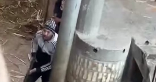 أمن قنا يكثف جهوده لضبط صاحب واقعة فيديو تهديد آخرين بسلاح نارى