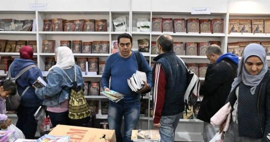 كتب التراث والترجمة وحكاية مصر الأكثر مبيعا بقصور الثقافة فى معرض الكتاب