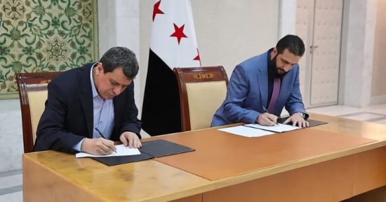 قائد "قسد": نعلن انتهاء مهمة قوات سوريا الديمقراطية وحلها كقوة عسكرية مستقلة