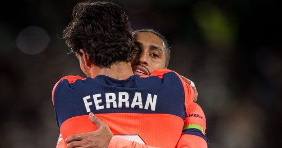 إلتشي ضد برشلونة.. البارسا يتقدم 2-1 في الشوط الأول بالدوري الإسباني